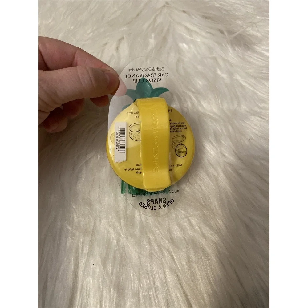 BATH‎ & BODY WORKS Pineapple Scentportable Car Visor Clip